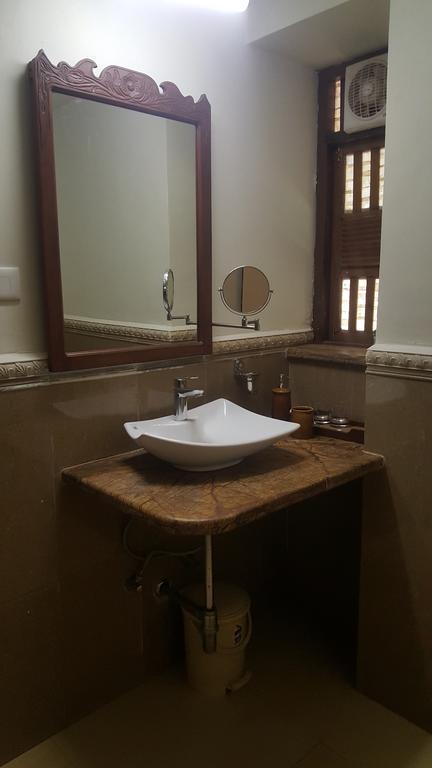 Casa Menezes - A Heritage Goan Homestay Bambolim Bilik gambar