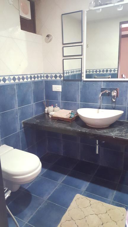 Casa Menezes - A Heritage Goan Homestay Bambolim Bilik gambar