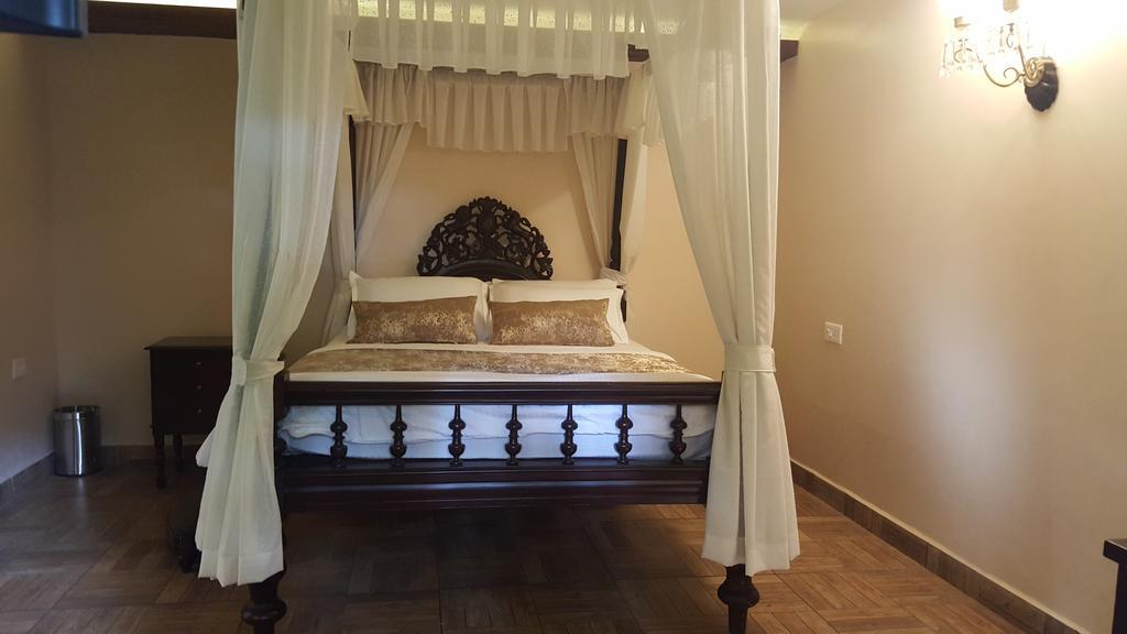 Casa Menezes - A Heritage Goan Homestay Bambolim Bilik gambar
