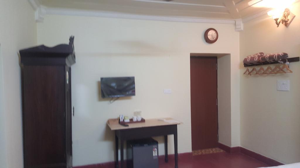 Casa Menezes - A Heritage Goan Homestay Bambolim Bilik gambar