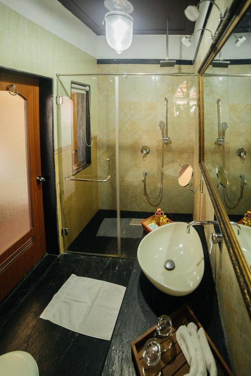 Casa Menezes - A Heritage Goan Homestay Bambolim Luaran gambar